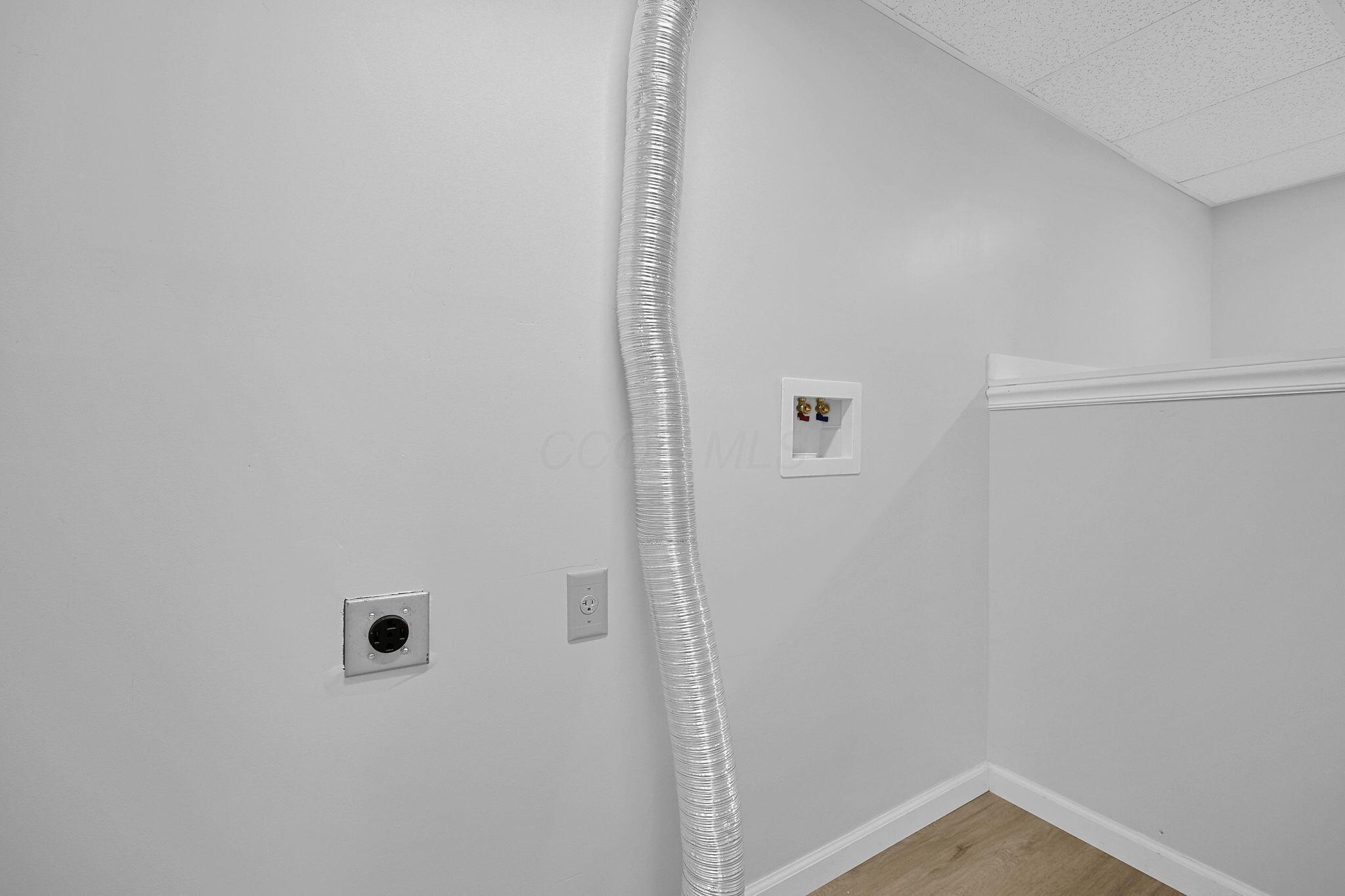 1187 Rendezvous Lane Columbus, OH 43207 - Photo 30 of 43 Laundry-LL