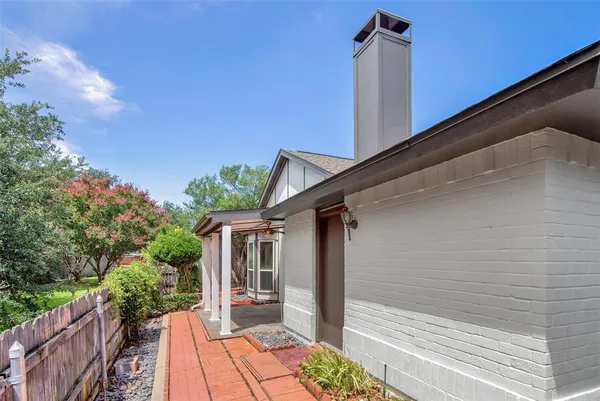 $320,000 | 3005 Plumtree Lane, Plano, TX 75074