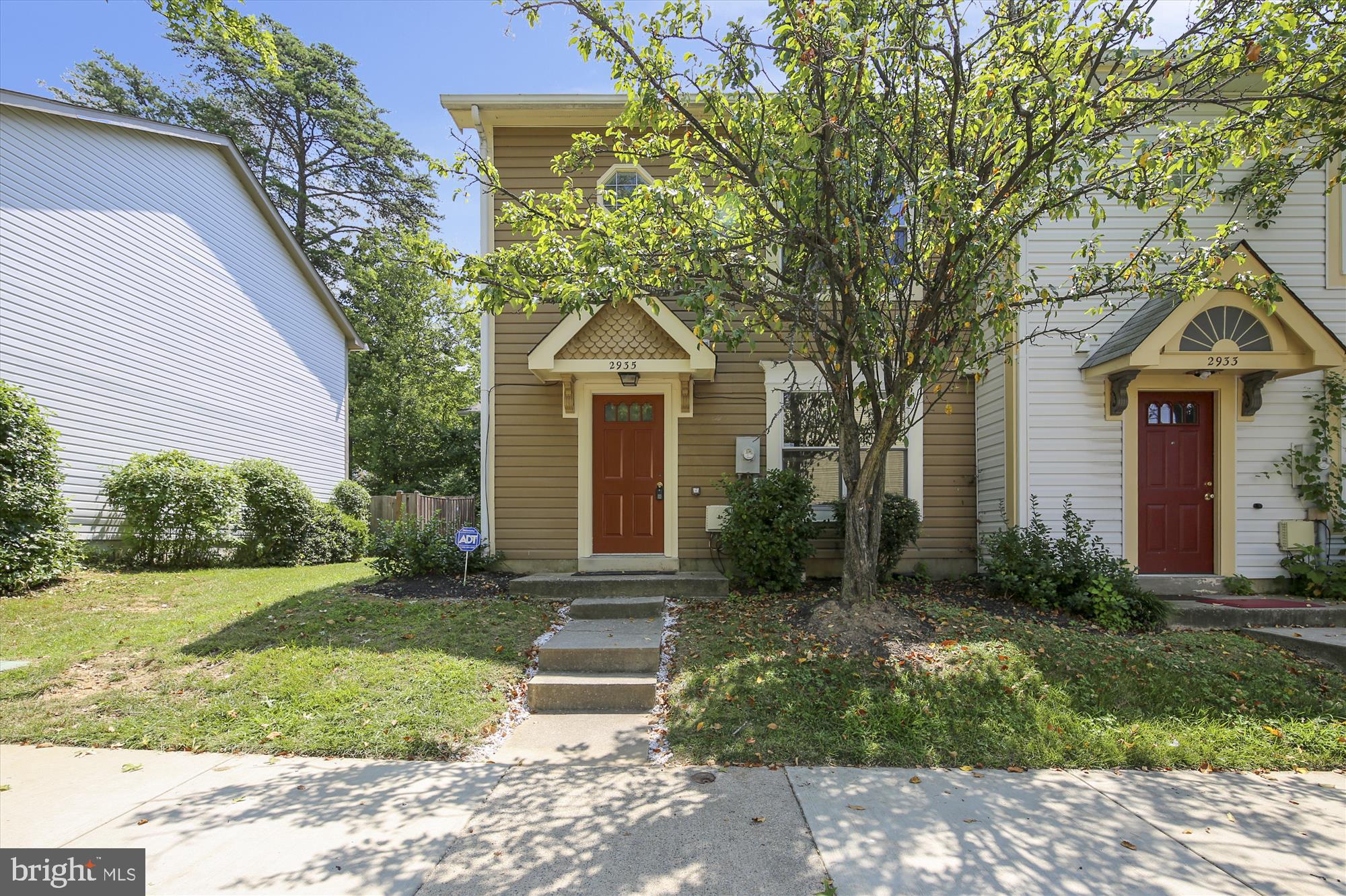 2935 Schoolhouse Circle Silver Spring, MD 20902 - Photo 20 of 31 Front
