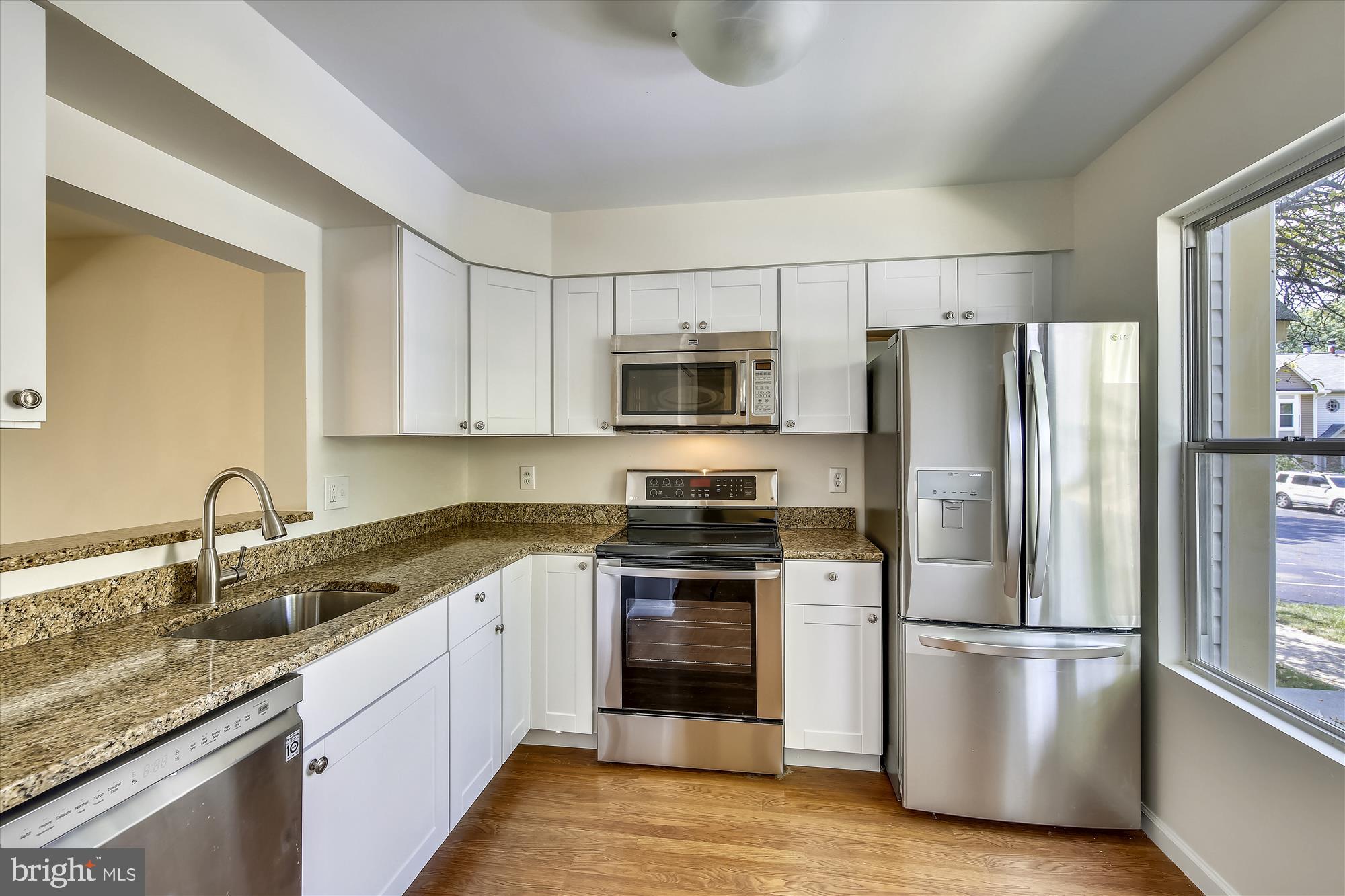 2935 Schoolhouse Circle Silver Spring, MD 20902 - Photo 3 of 31 All new kitchen