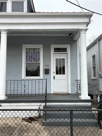 $1,600 | 733 Toledano Street, New Orleans, LA 70115
