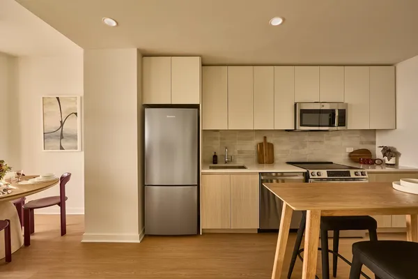 $3,515 | 505 Summit Avenue, Unit 1111, Jersey City, NJ 07306