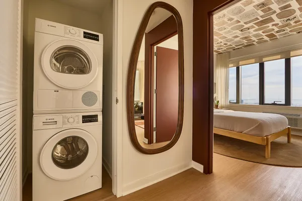 $3,515 | 505 Summit Avenue, Unit 1111, Jersey City, NJ 07306