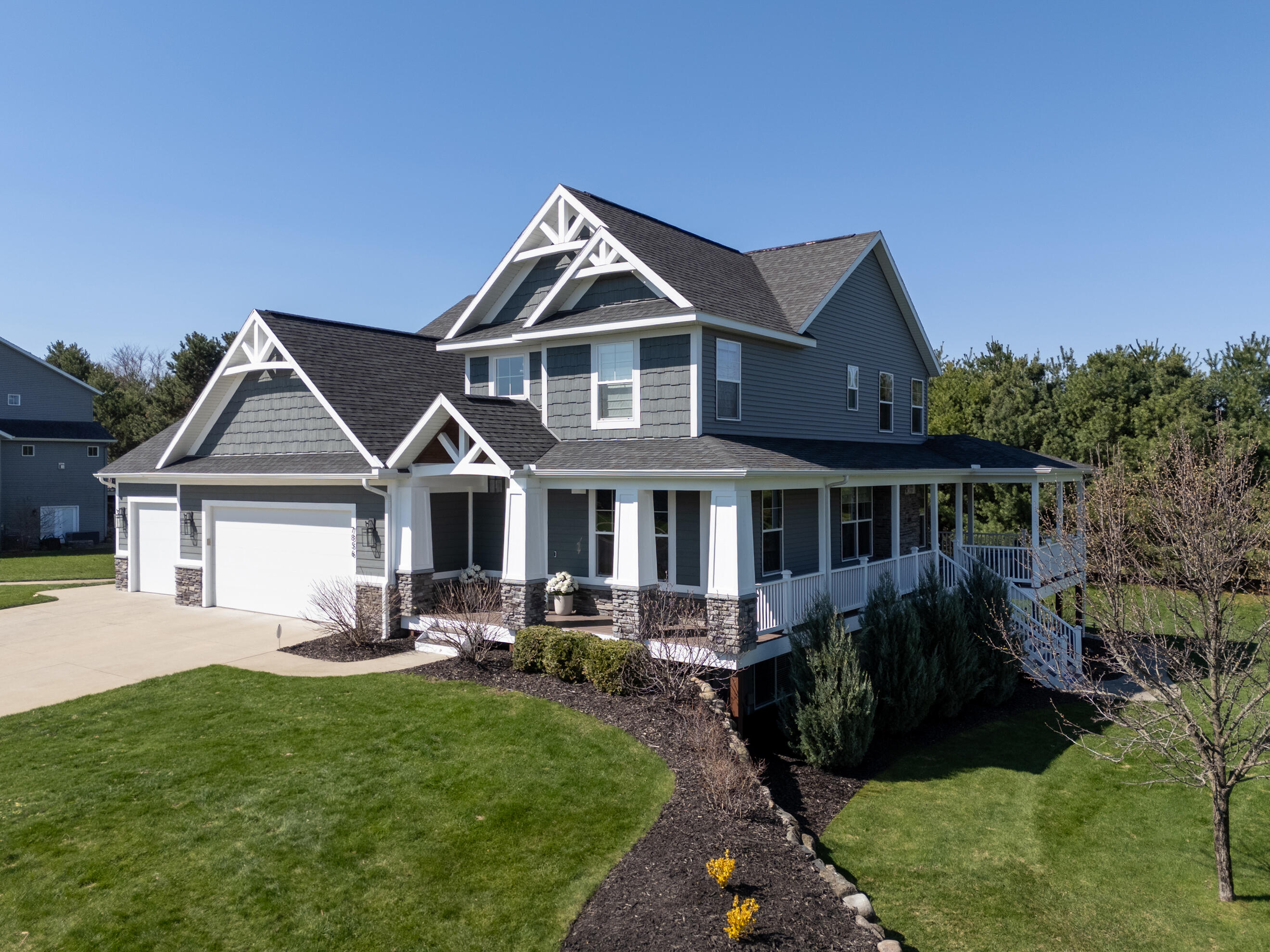 7856 Drake Ridge_frontexterior