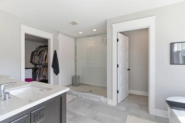 $989,000 | 7856 Drake Ridge, Kalamazoo, MI 49009