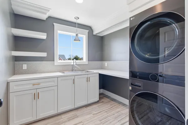 $989,000 | 7856 Drake Ridge, Kalamazoo, MI 49009