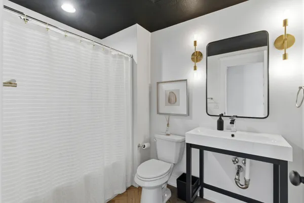 $989,000 | 7856 Drake Ridge, Kalamazoo, MI 49009