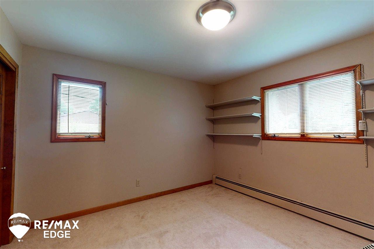 2452 North Vassar Road Davison, MI 48423 - Photo 28 of 61 50023365-27.JPG