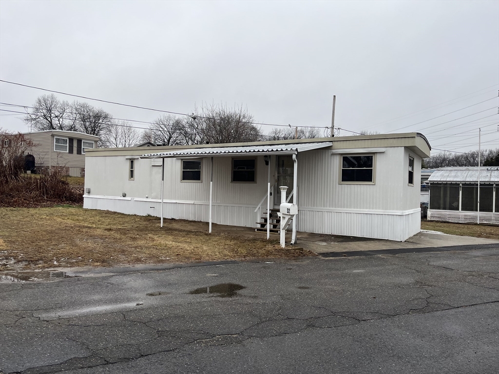 32 Mockingbird Drive Chicopee, MA 01020 - Photo 1 of 8