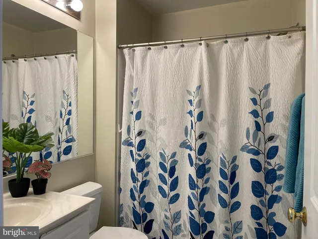 $3,200 | 12313 Tanalian Falls Lane, Bristow, VA 20136