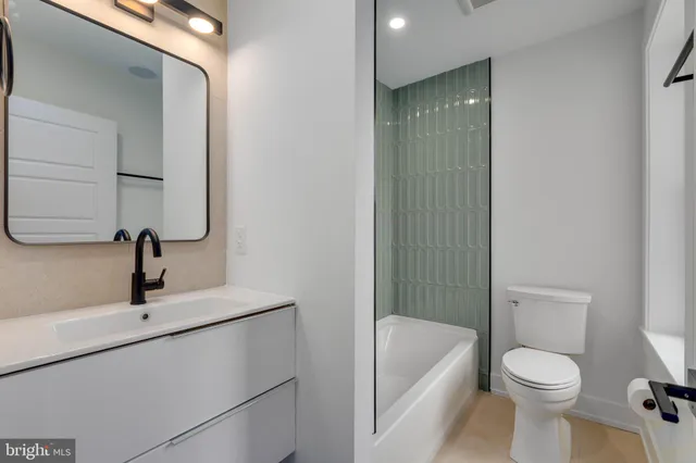 $1,290,000 | 2139 Bainbridge Street, Philadelphia, PA 19146