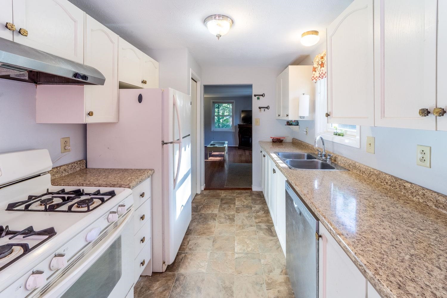 21 Hemlock Hill Road Campton, NH 03223 - Photo 14 of 58