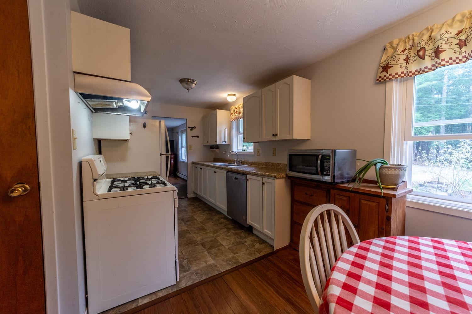 21 Hemlock Hill Road Campton, NH 03223 - Photo 16 of 58