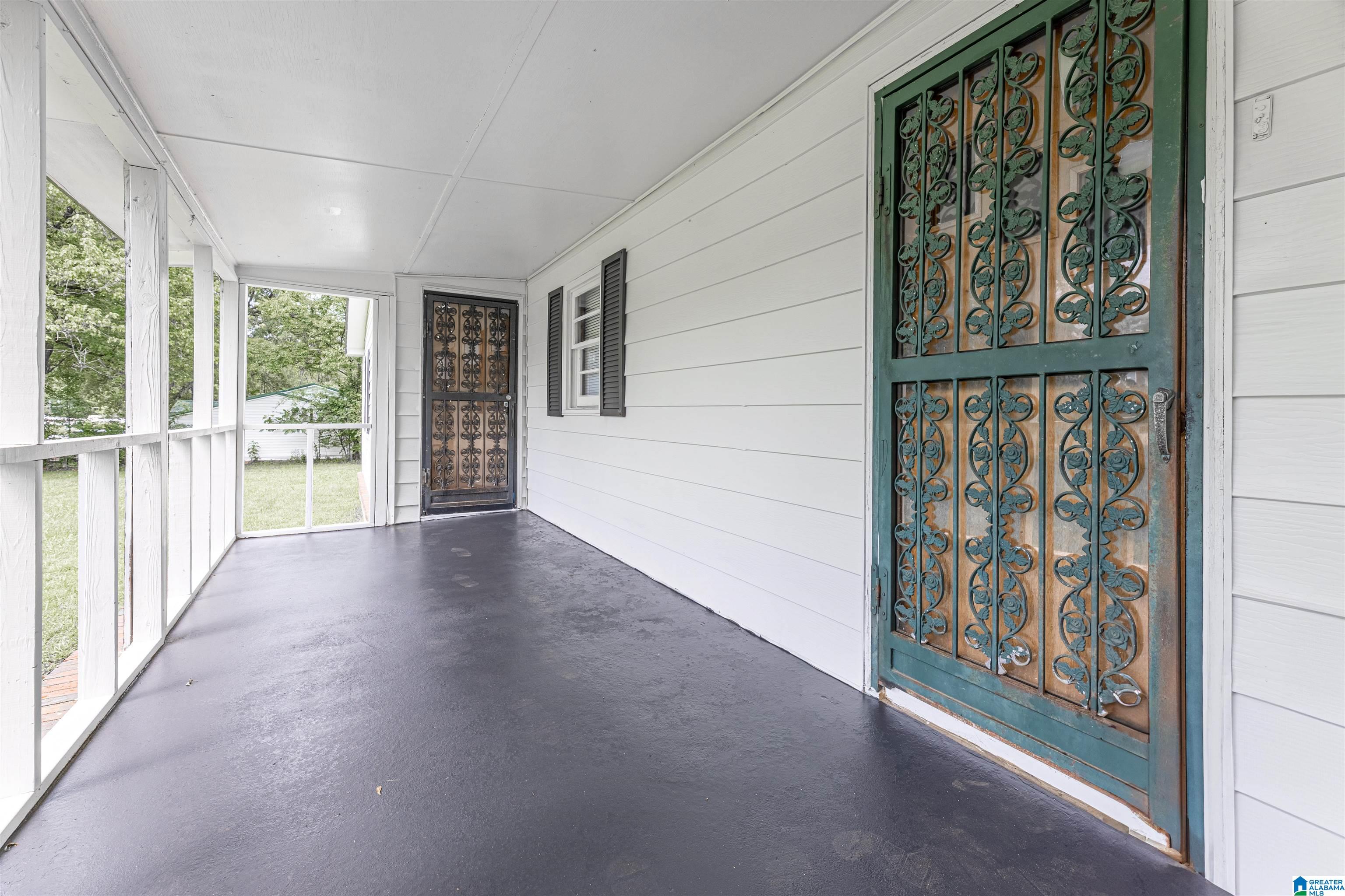 211 Corning Street Anniston, AL 36201 - Photo 3 of 39