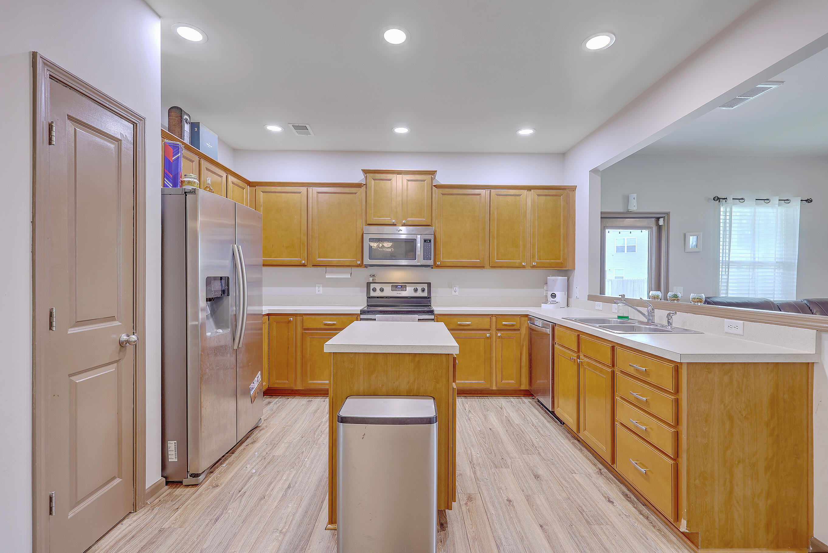 105 Brookhaven Road Summerville, SC 29486 - Photo 11 of 28 Lots of cabinet space