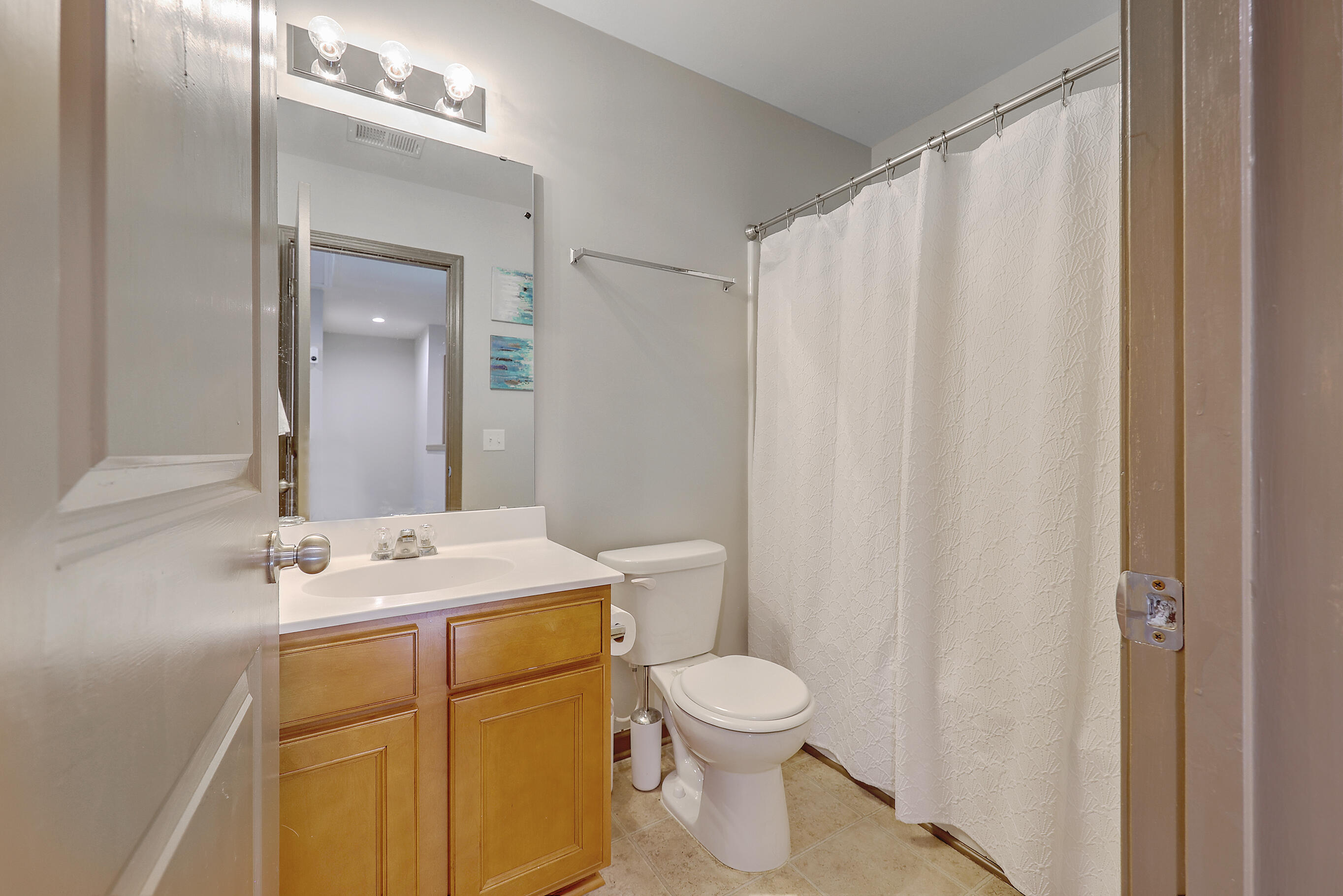 105 Brookhaven Road Summerville, SC 29486 - Photo 21 of 28 Full Hallway Bathroom