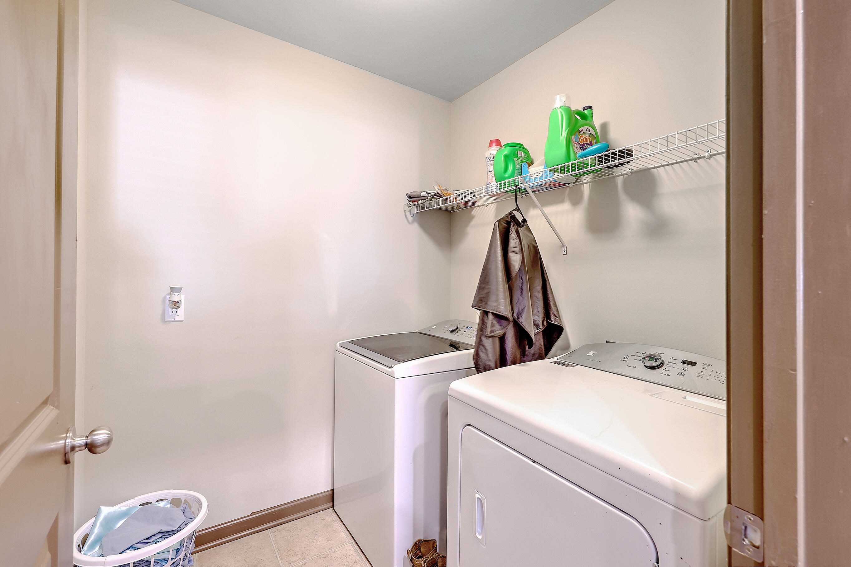 105 Brookhaven Road Summerville, SC 29486 - Photo 24 of 28 Laundry Room