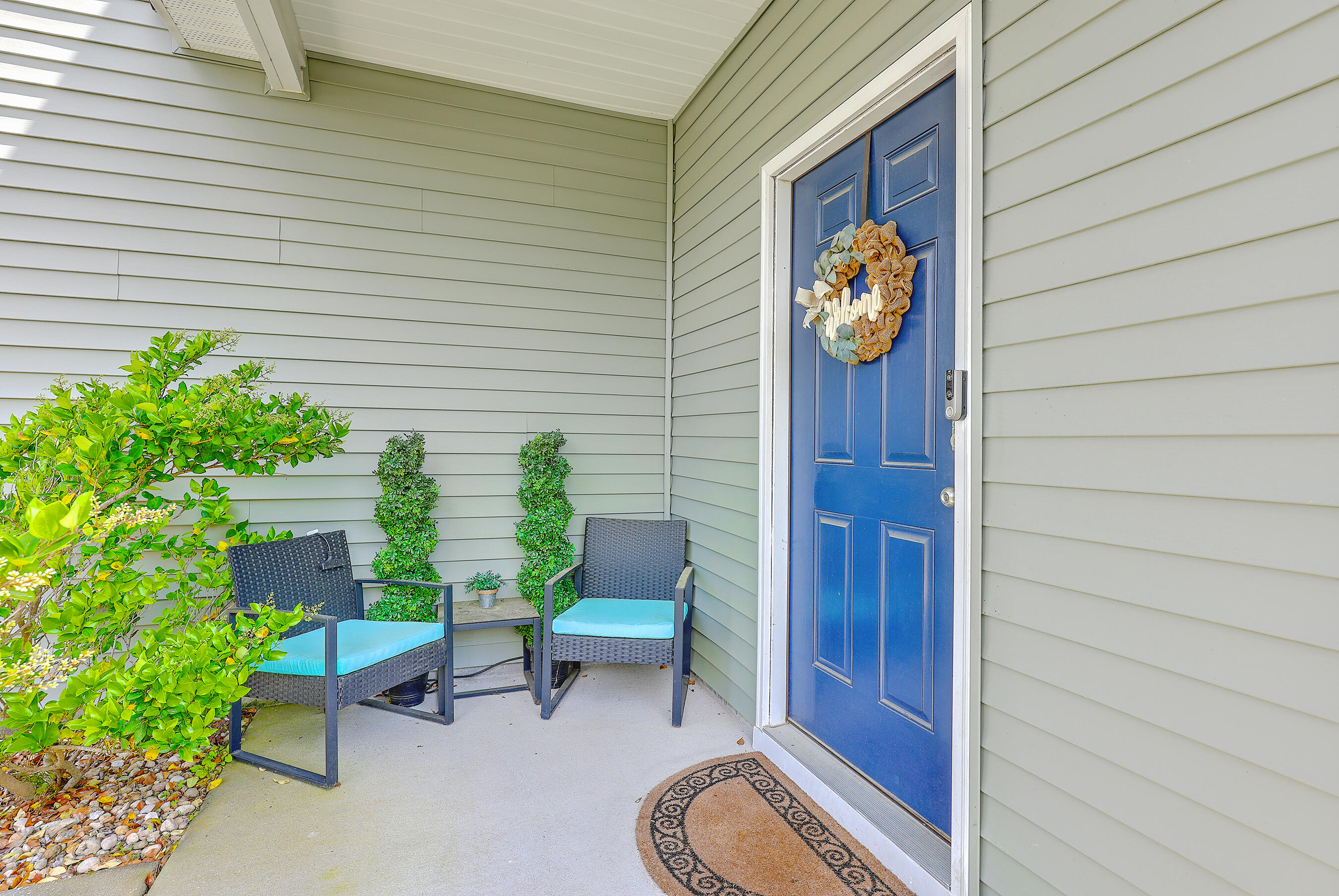 105 Brookhaven Road Summerville, SC 29486 - Photo 4 of 28 Cute Porch