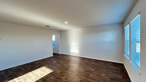 $1,895 | 14702 Harlequin Duck, San Antonio, TX 78253