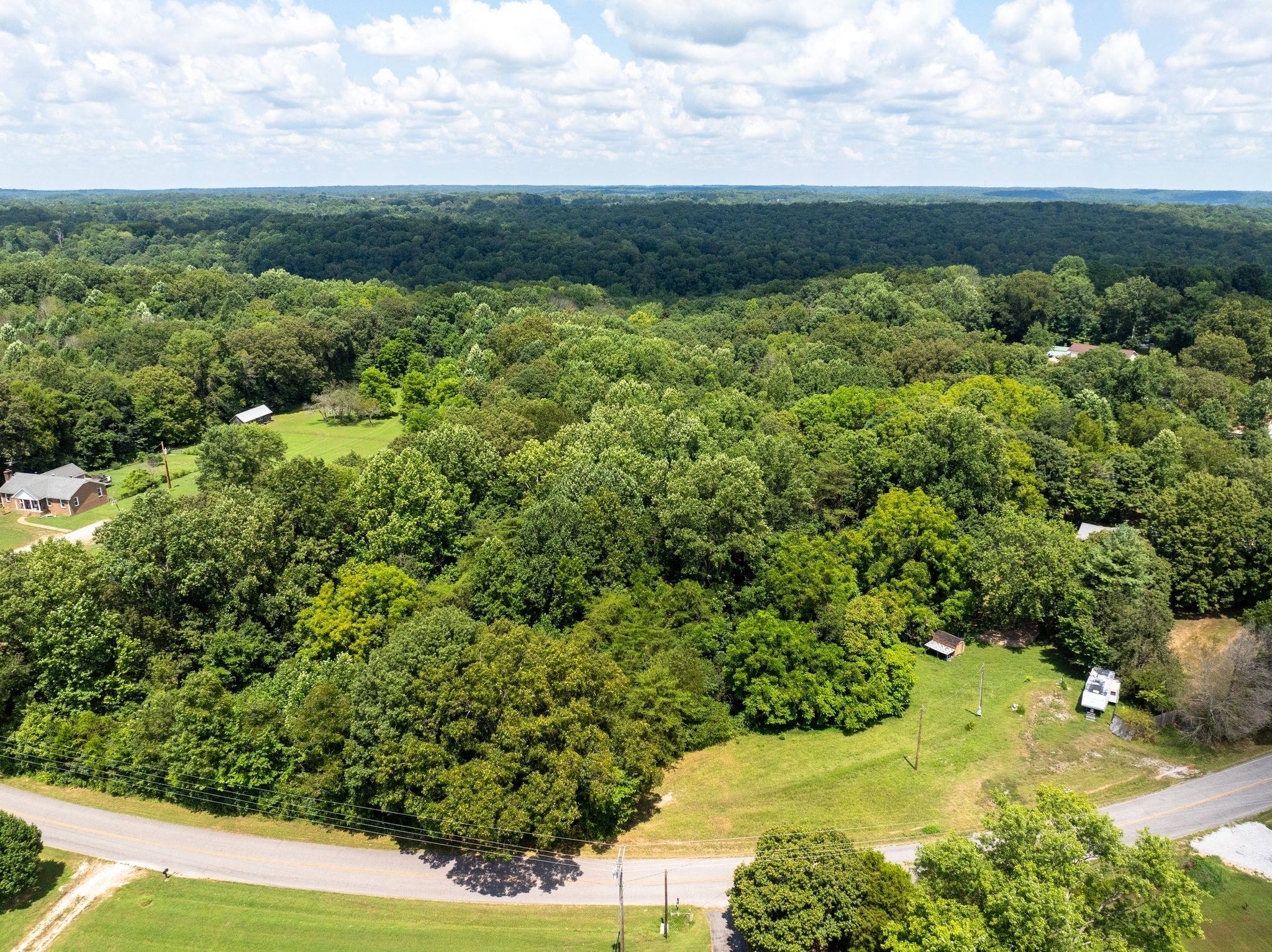 1374 Deal Road Burns, TN 37029 - Photo 4 of 21 a view of a garden