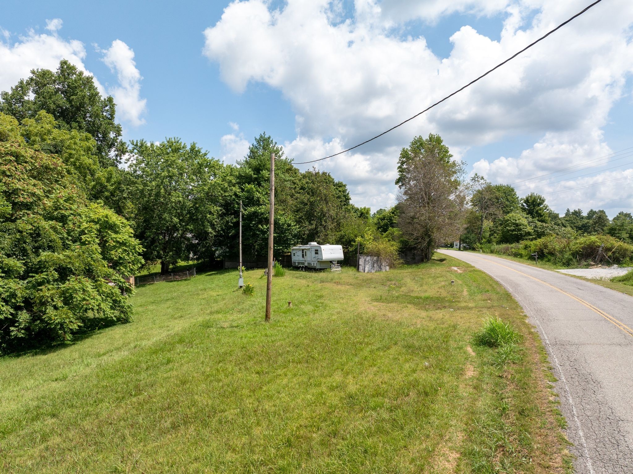 1374 Deal Road Burns, TN 37029 - Photo 9 of 21 a view of a backyard