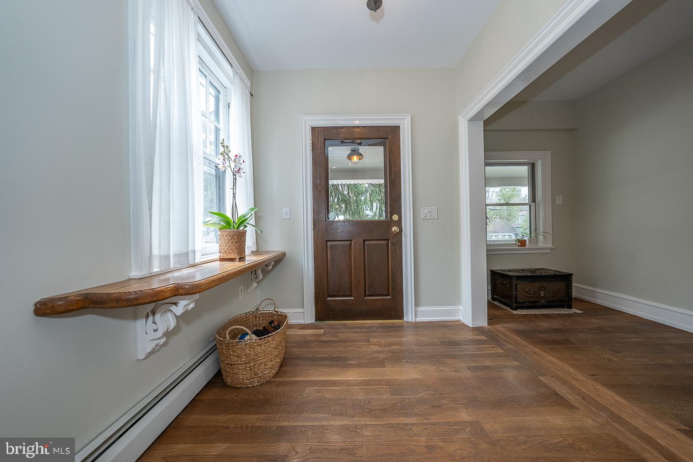 838 Beechwood Road Havertown, PA 19083 - Photo 8 of 69 Foyer Entrance
