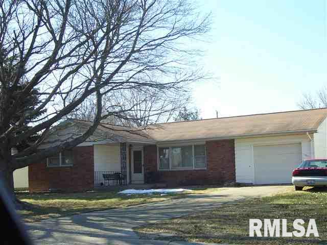 1501 Rutledge Drive Lincoln, IL 62656 - Photo 1 of 8 Gallery Image 1
