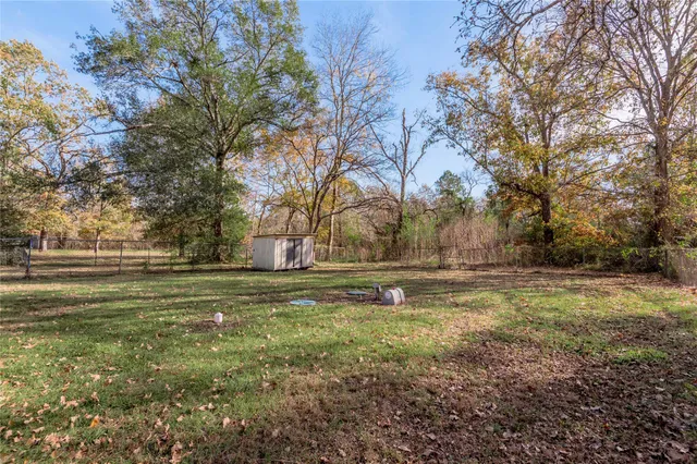 $1,100 | 39 Wire Road, Huntsville, TX 77320