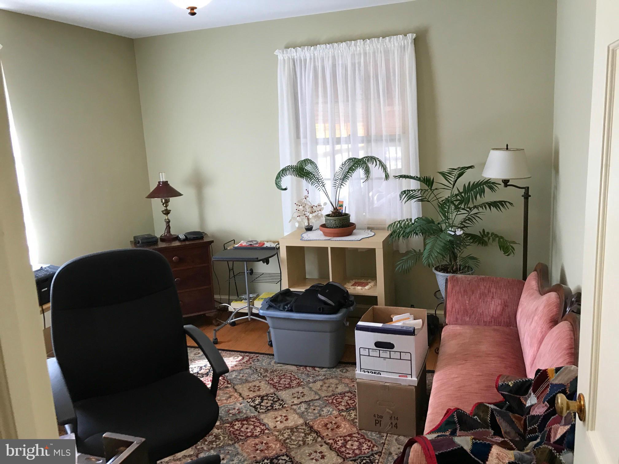 406 Hamilton Avenue Silver Spring, MD 20901 - Photo 5 of 13 Bedroom