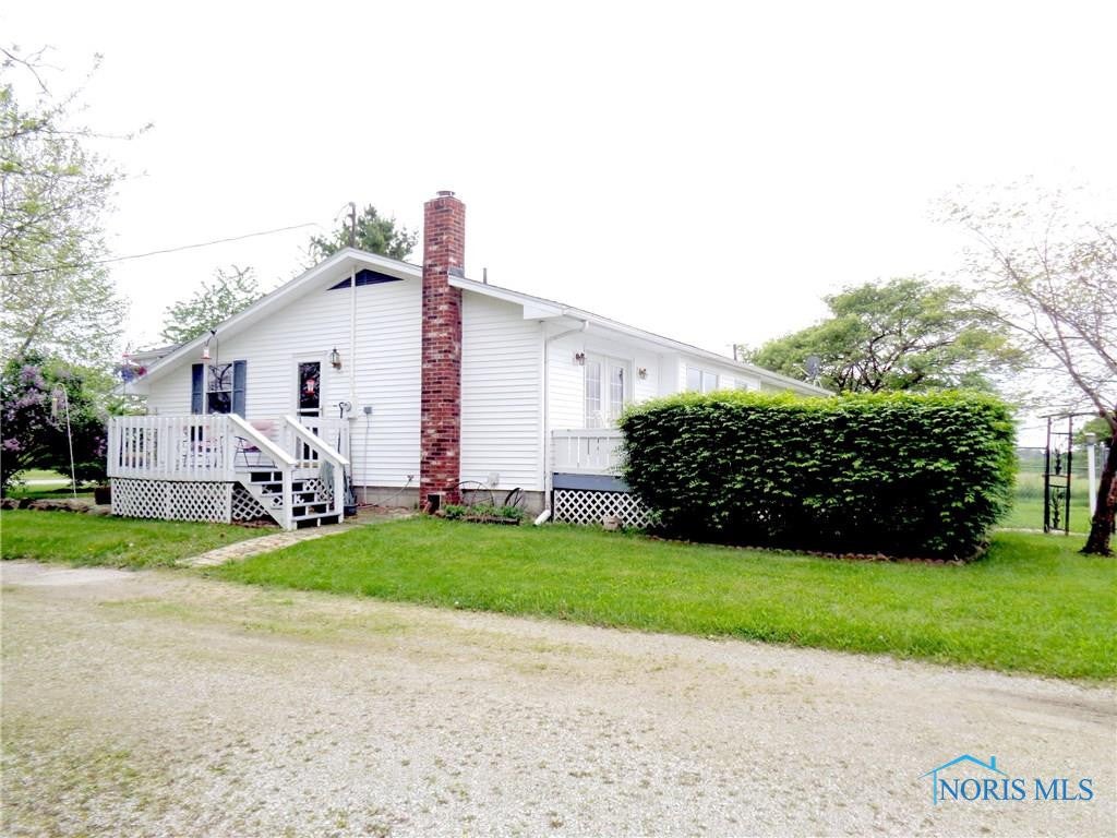3840 West Millgrove Road Risingsun, OH 43457 - Photo 22 of 25 Side Deck