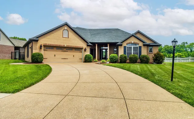 $449,900 | 2848 Thornhill Drive, Evansville, IN 47725