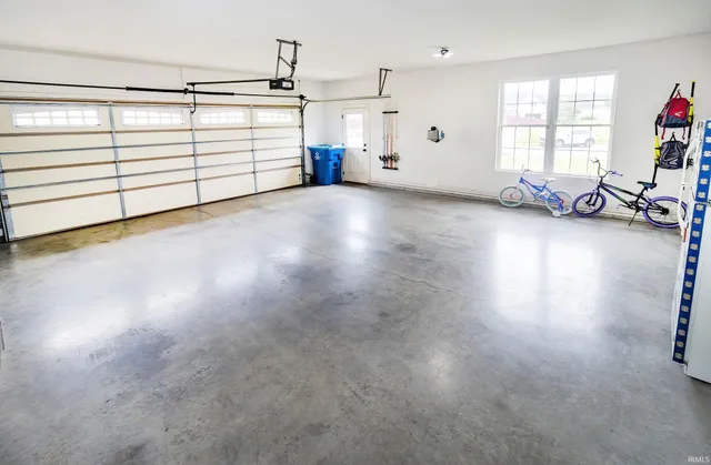 $449,900 | 2848 Thornhill Drive, Evansville, IN 47725