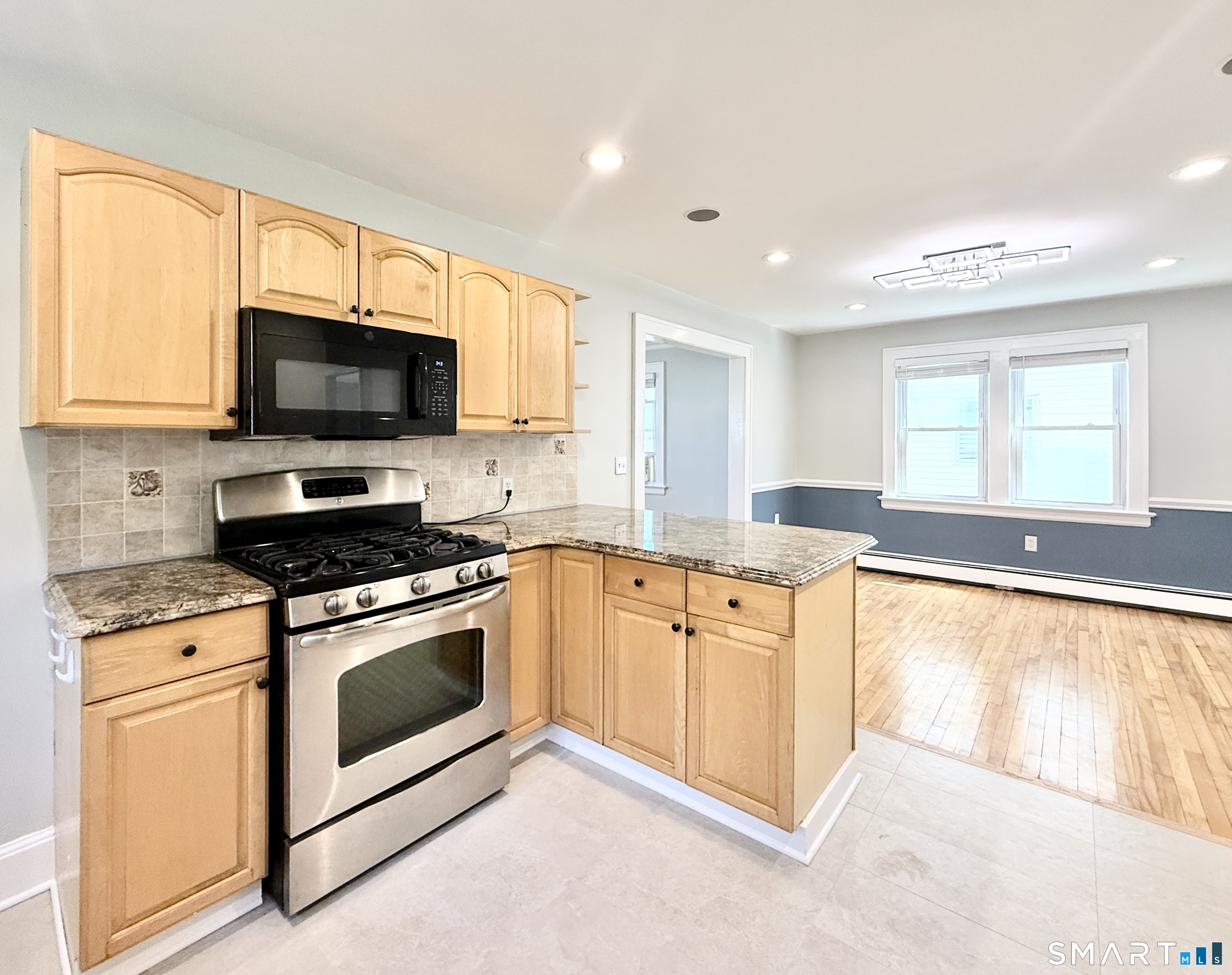 120 Culloden Road Stamford, CT 06902 - Photo 12 of 31