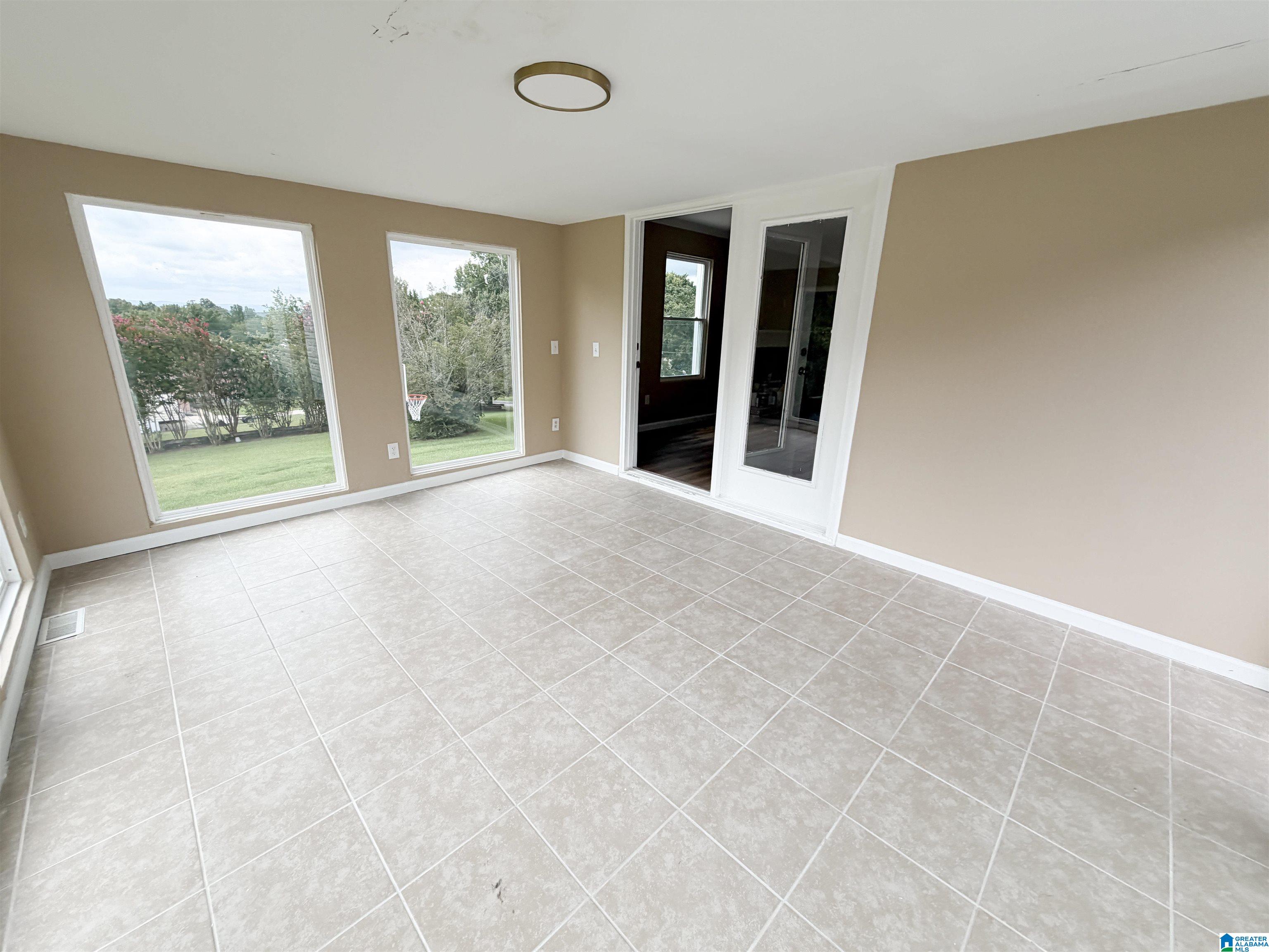 210 Frances Lane Hayden, AL 35079 - Photo 18 of 54