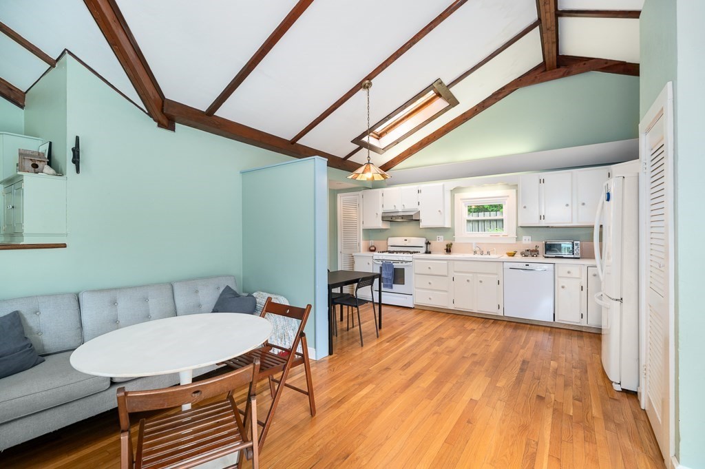 7 Lighthouse Way Gloucester, MA 01930 - Photo 15 of 25
