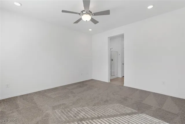 $2,100 | 2869 Sweeping Palm Road, North Las Vegas, NV 89086