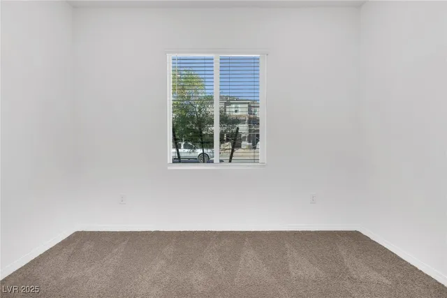$2,100 | 2869 Sweeping Palm Road, North Las Vegas, NV 89086