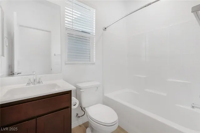 $2,100 | 2869 Sweeping Palm Road, North Las Vegas, NV 89086