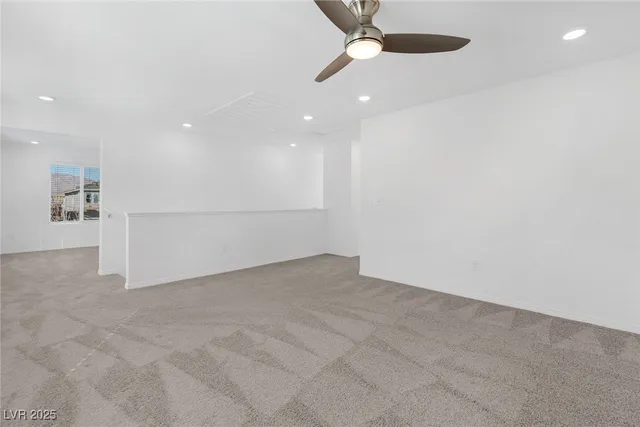 $2,100 | 2869 Sweeping Palm Road, North Las Vegas, NV 89086
