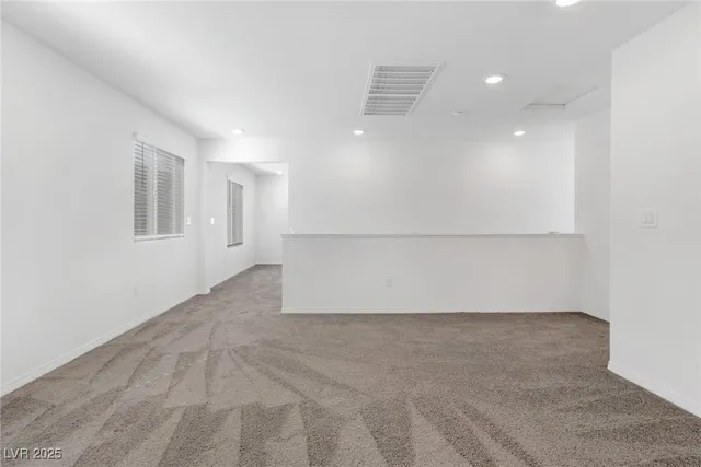 $2,100 | 2869 Sweeping Palm Road, North Las Vegas, NV 89086