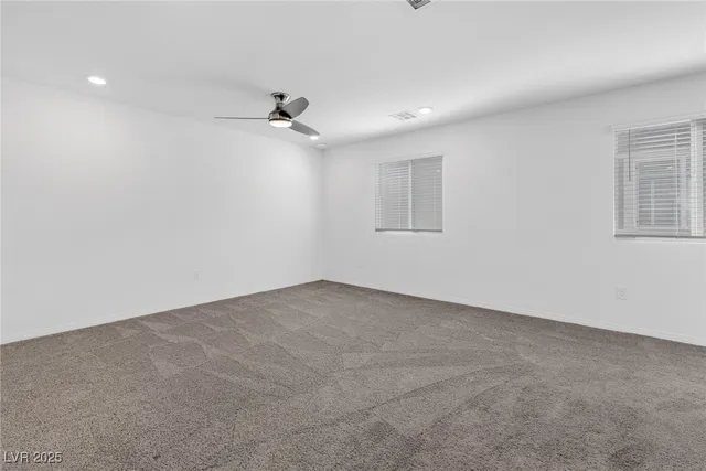 $2,100 | 2869 Sweeping Palm Road, North Las Vegas, NV 89086