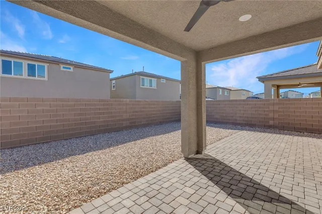 $2,100 | 2869 Sweeping Palm Road, North Las Vegas, NV 89086