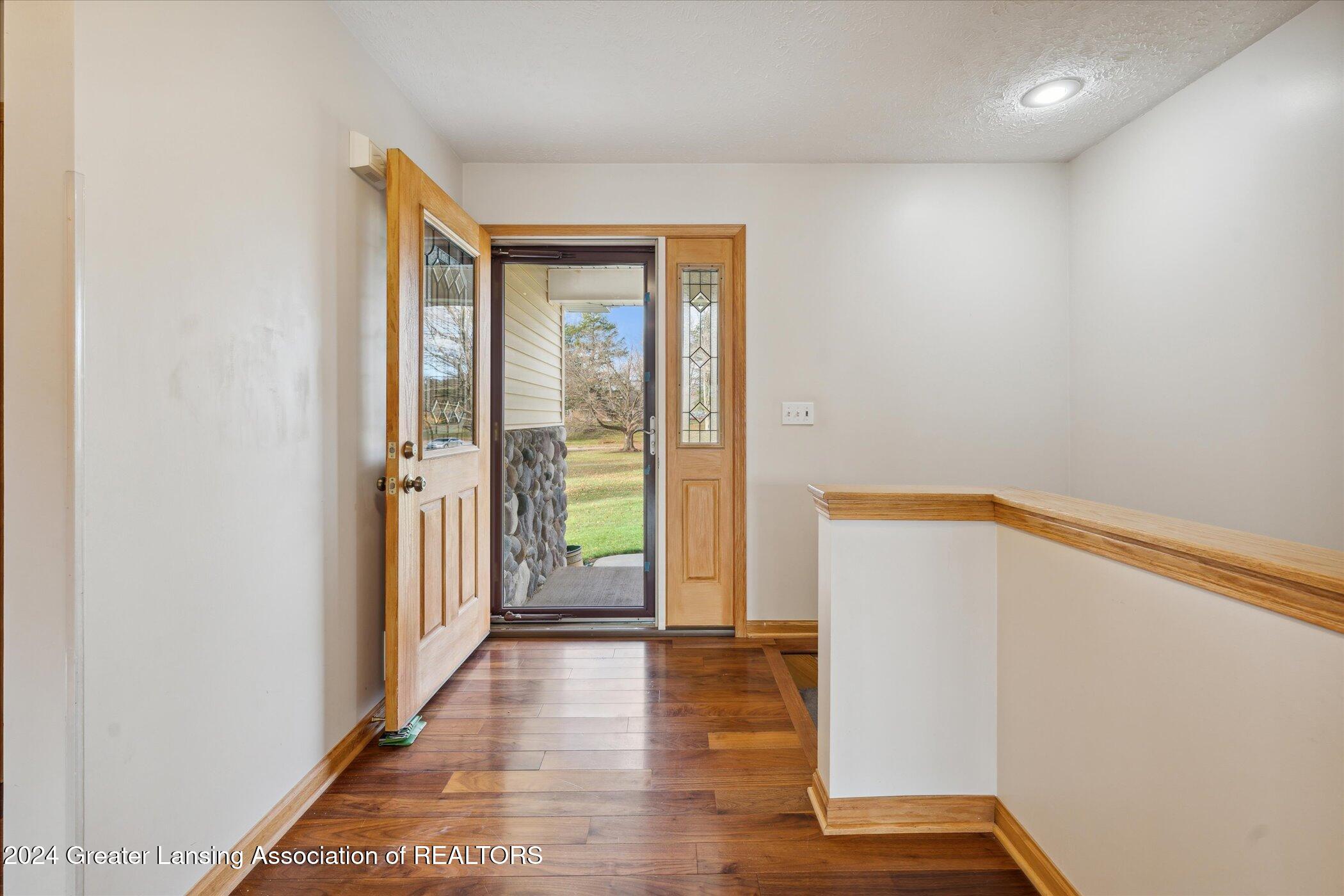 660 Creyts Road Dimondale, MI 48821 - Photo 7 of 59 06-660-Creyts-Rd-Dimondale-MI-48821-Wind