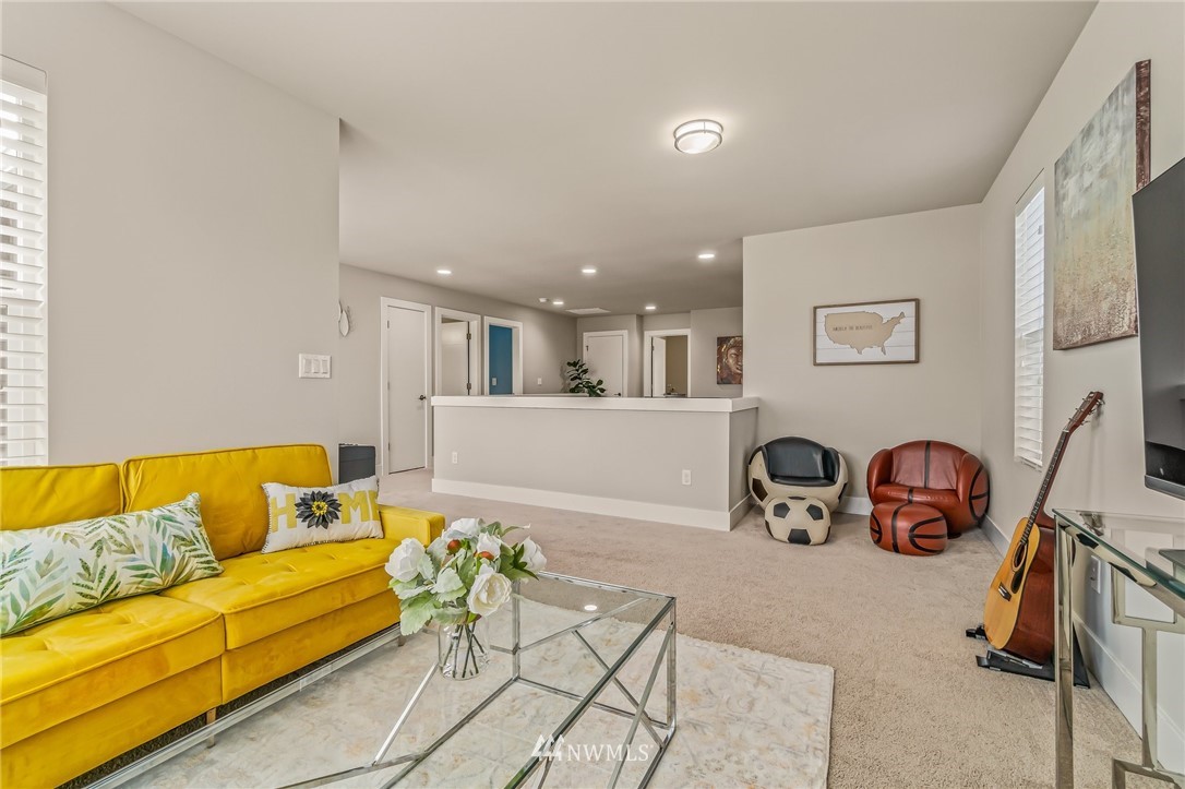 17808 36th Avenue Southeast Bothell, WA 98012 - Photo 29 of 39 Gallery Image 29