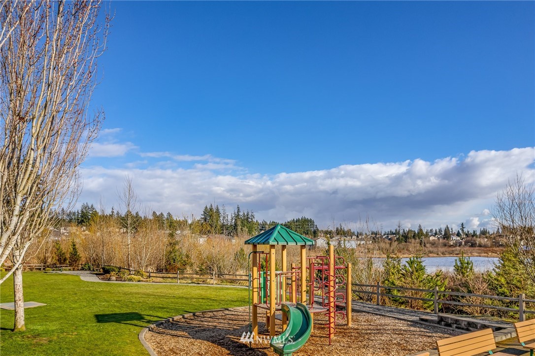 17808 36th Avenue Southeast Bothell, WA 98012 - Photo 35 of 39 Gallery Image 35