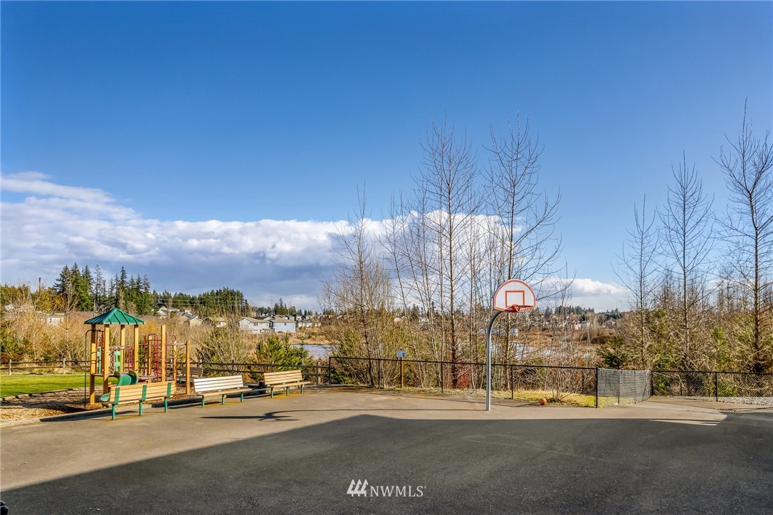17808 36th Avenue Southeast Bothell, WA 98012 - Photo 37 of 39 Gallery Image 37