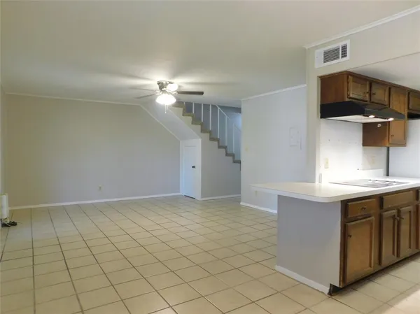 $1,495 | 2408 Bernard Street, Denton, TX 76205
