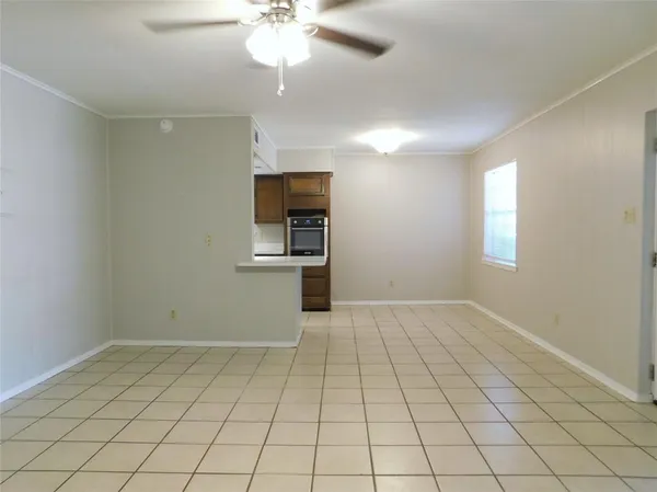 $1,495 | 2408 Bernard Street, Denton, TX 76205