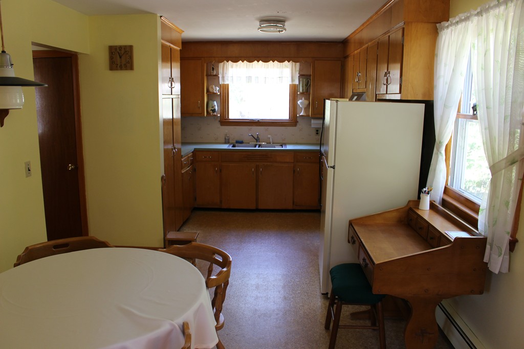 444 High Rock Road Fitchburg, MA 01420 - Photo 5 of 30 Gallery Image 5