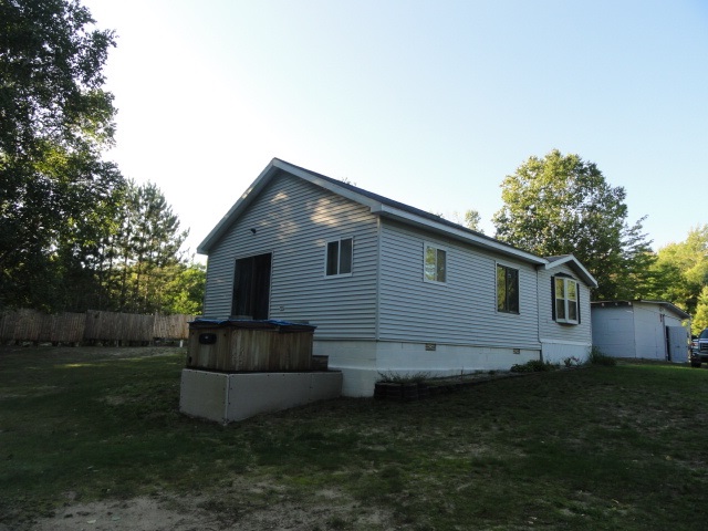 5670 Powers Road Alanson, MI 49706 - Photo 3 of 38 1852708-2.JPG